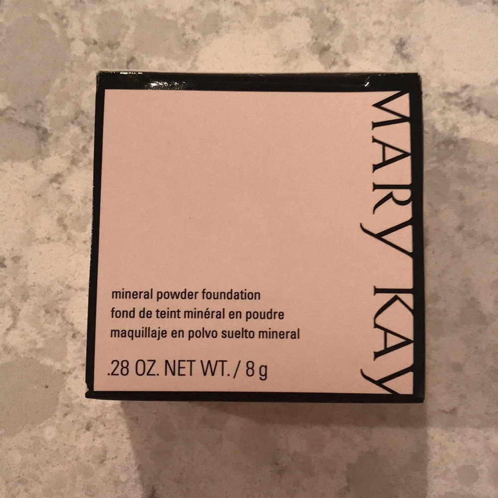 Mary Kay Mineral powder foundation